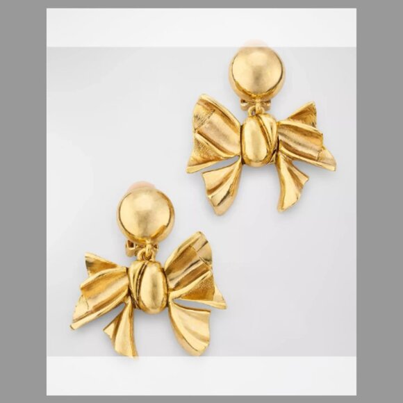 Oscar de la Renta Bow Clip-On Earrings
